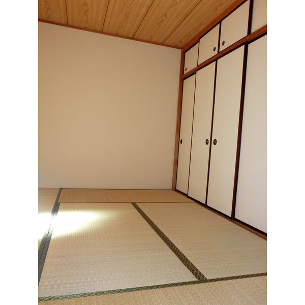 ル・ミエール上の山の和室