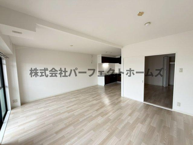 メルベーユ桜丘の居間・リビング|ゆったり過ごせるリビングです