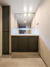 ルネパルティーレ汐留の独立洗面台|※別部屋参照