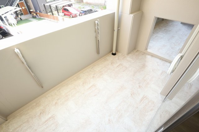 ラ・シック　サヴォイ　6階のバルコニー|別号室のものになります。現状優先。