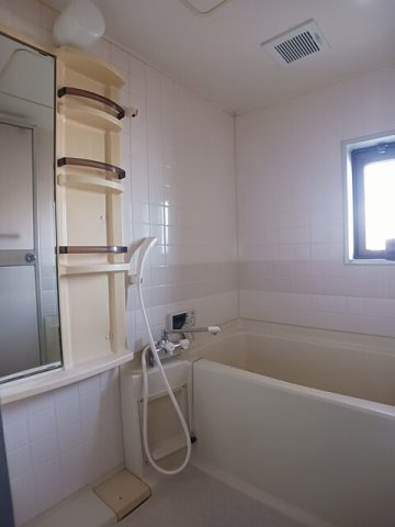 ブライトンハイツの浴室