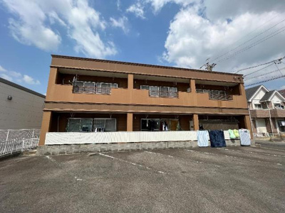 【外観】 | アイランドハイム | 外観写真（昼）