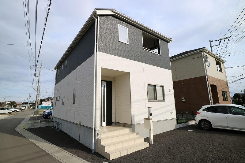 牛久市猪子町の中古一戸建