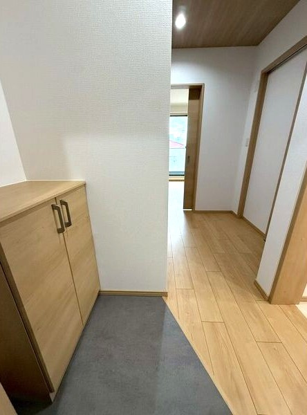 スターブル野並の玄関