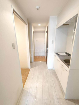 【内装】 | ビオス西九条 | 明るい色調の室内です