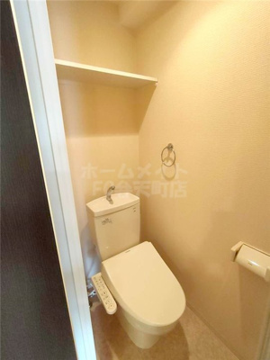 【トイレ】 | ビオス西九条 | 落ち着いた色調のトイレです