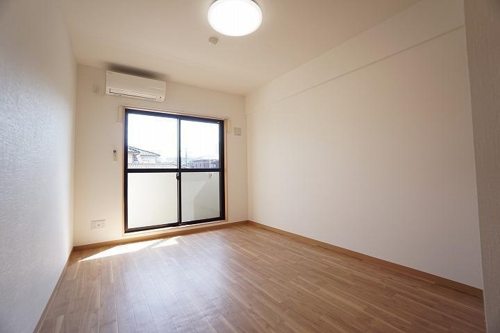 A・City港栄の居間・リビング|居間です