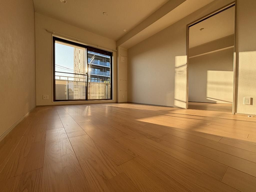 府中市白糸台３丁目の中古マンションの居間・リビング