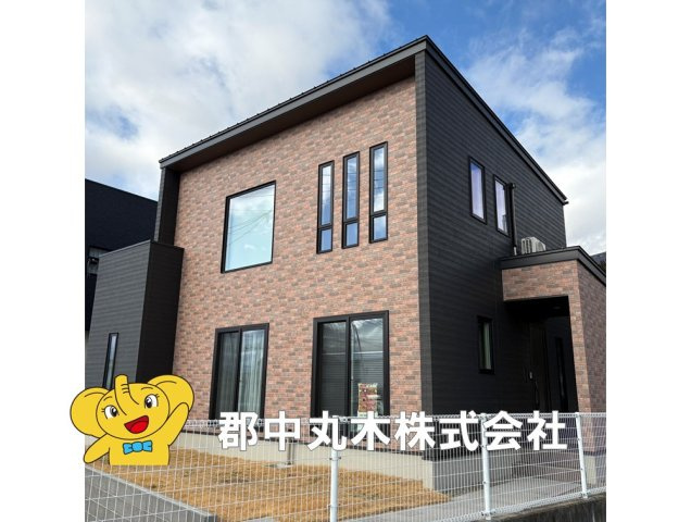 郡山市富田東３丁目の中古一戸建