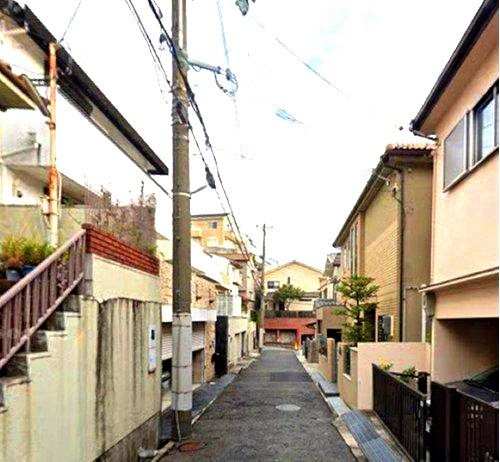 東灘区森北町6丁目　の前面道路含む現地写真