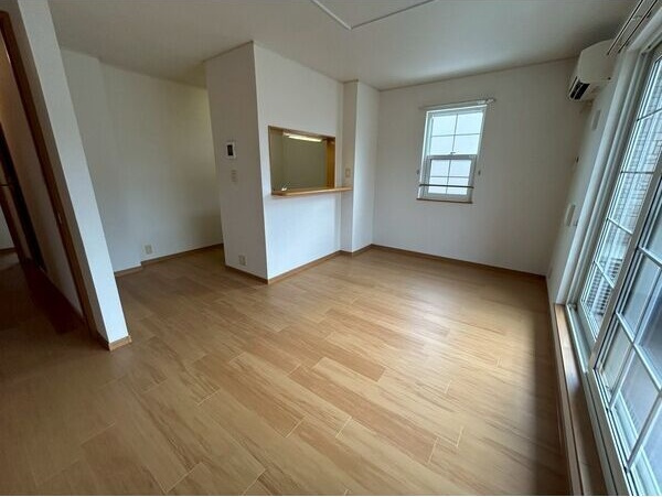 サンパティークD　　刈谷市近郊の賃貸はクラスホーム刈谷店の居間・リビング