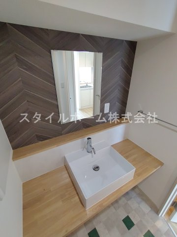 クレシタ大国の独立洗面台|イメージ写真です。