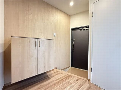 【玄関】 | ルシエル山科