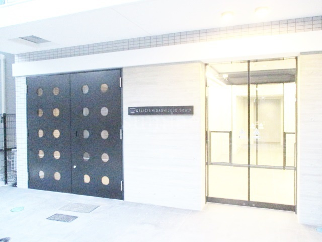ガリシア東十条Ｓｏｕｔｈのエントランス|お洒落な入口です☆