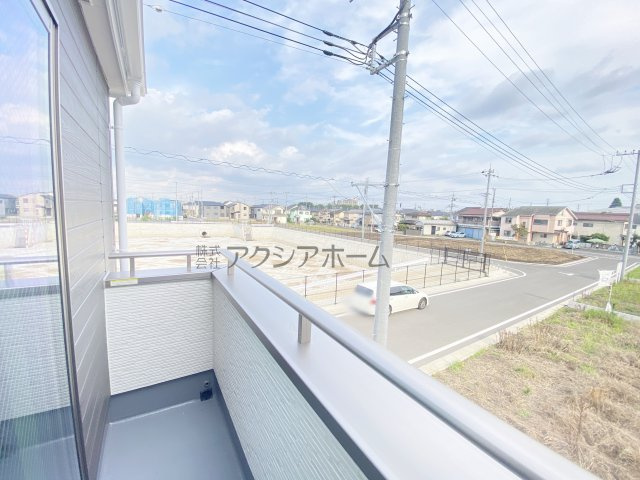 所沢市北秋津・全2棟　新築一戸建　2号棟　～区画整理地内～のバルコニー