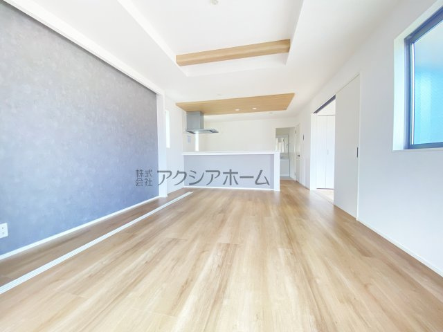 所沢市北秋津・全2棟　新築一戸建　2号棟　～区画整理地内～の居間・リビング