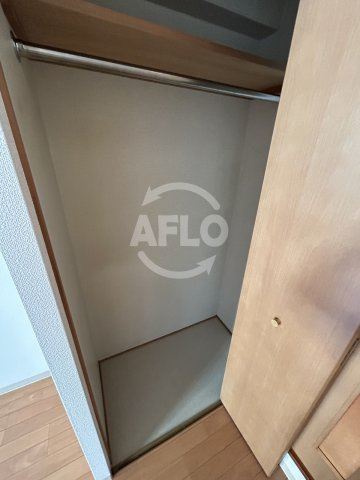 エスリード梅田西第3の収納|エスリード梅田西第3　クローゼット