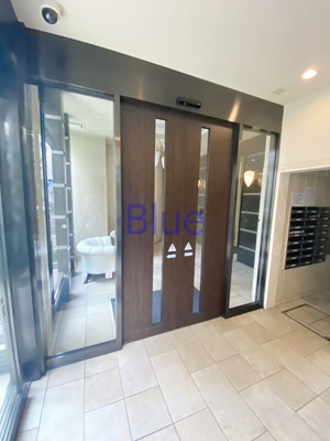 【エントランス】 | グローベルザスイート横浜プレミア