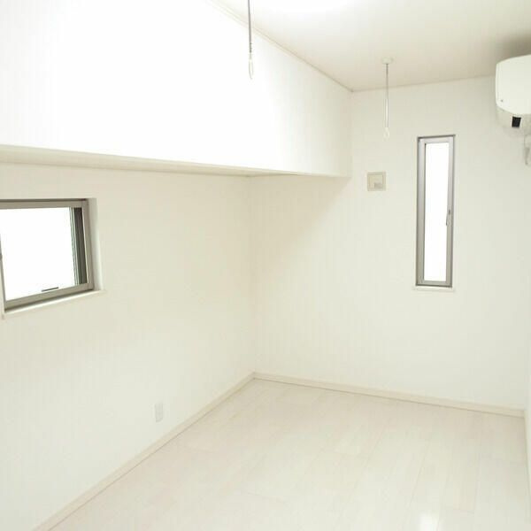 ヴィラ　ビヨルクの洋室