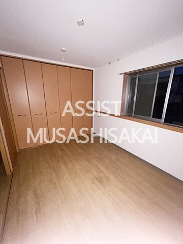 ブルーベリープレイスの洋室