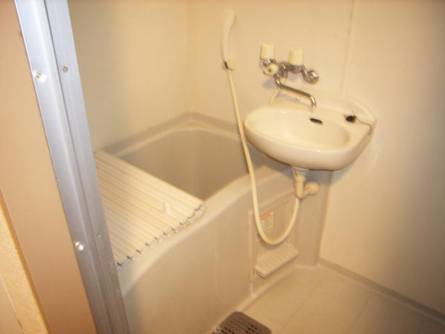 ファーストハイツの浴室