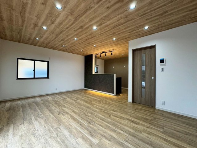 共和台の居間・リビング