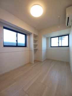 【洋室】 | リバーサイド奥浅草