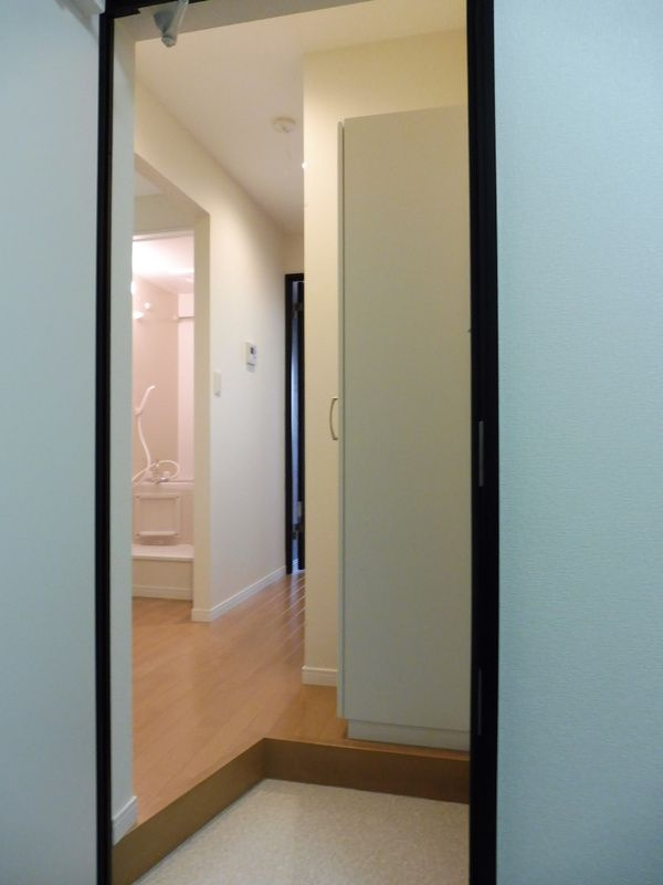 アークシティ日進の玄関