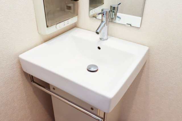 サヴォイエクセルシオール　５階の洗面所|別号室のものです。現状優先です。