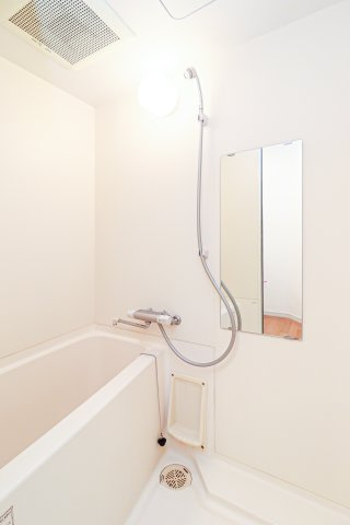 サヴォイエクセルシオール　５階の浴室|別号室のものです。現状優先です。