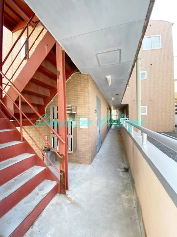 ルミエール久里浜のエントランス|開放的なエントランス♪