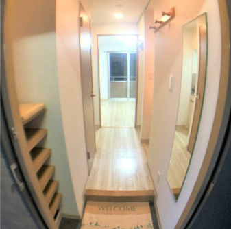 ルミエール久里浜の玄関|シューズボックス付き♪