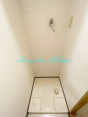 ルミエール久里浜の洗面所|室内洗濯機置場あり♪