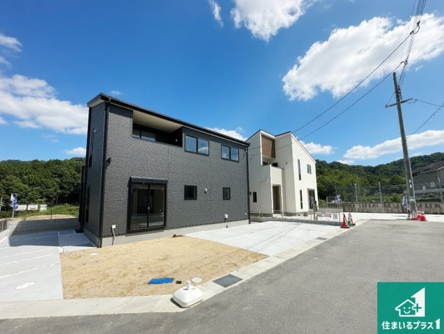 ●生駒市翠光台　新築一戸建ての外観|安心の10年保証！外観を美しく保ち、雨水で汚れを落とします！気になることがありましたら、お気軽にお問い合わせください！