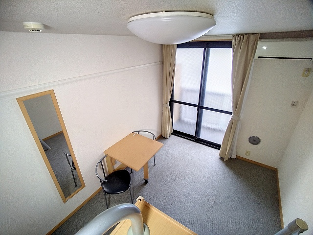 レオパレスエムエムワンのバルコニー