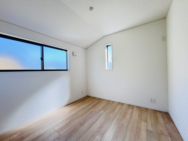 流山市向小金３丁目新築戸建【向小金小学校：9分】の子供部屋|5帖洋室