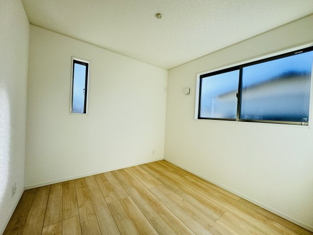 流山市向小金３丁目新築戸建【向小金小学校：9分】の洋室|4.5帖洋室