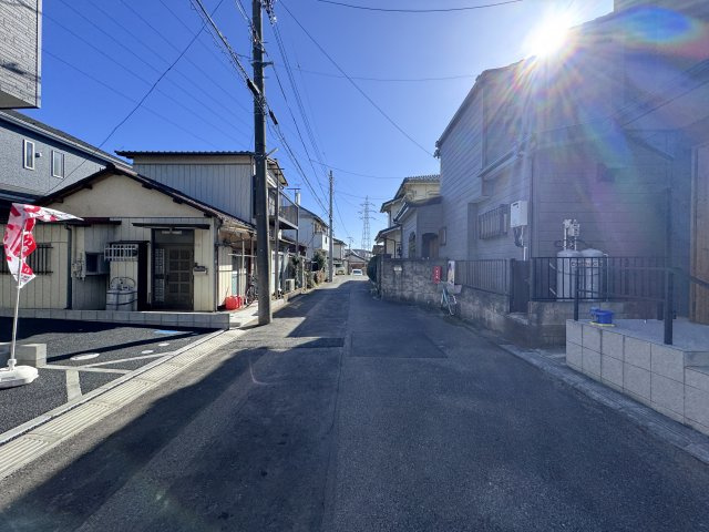 流山市向小金３丁目新築戸建【向小金小学校：9分】の前面道路含む現地写真|南側前面道路