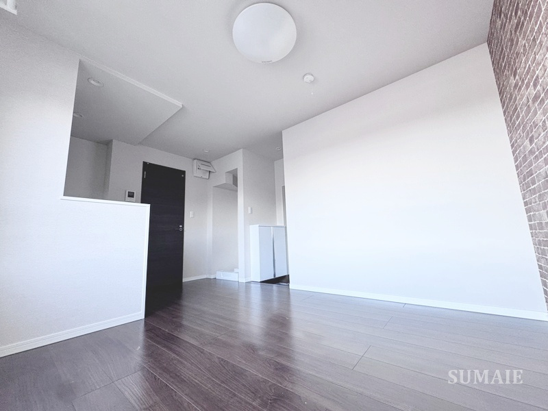 MAISON　SAⅢの居間・リビング|洋室です☆