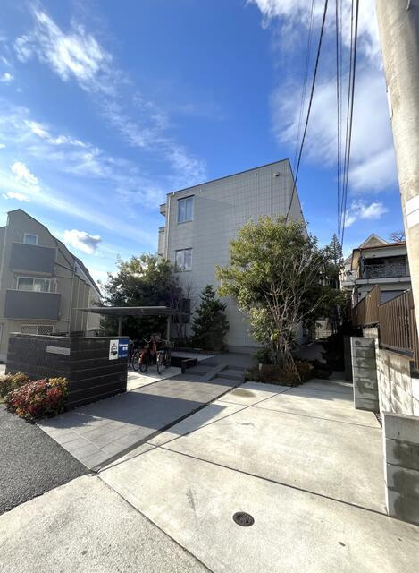 Ｈｏｕｓｅｋｕｌ　ＩＳ２の内装|明るいお部屋です