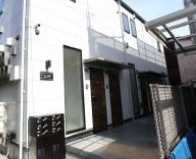 ルノン氷川台のエントランス