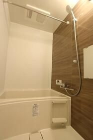 ルノン氷川台の浴室