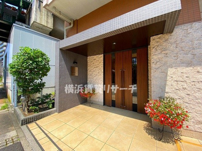【エントランス】 | ルミエール横浜