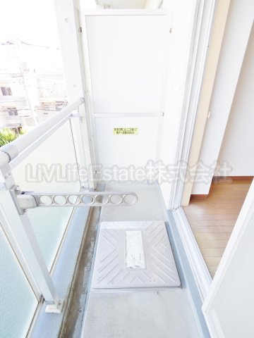 ビイルーム小金井のバルコニー