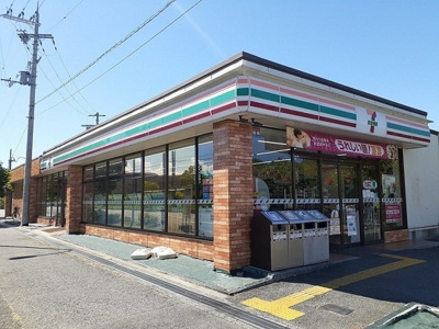 【周辺】 | ブルーメ | セブンイレブン様まで880m