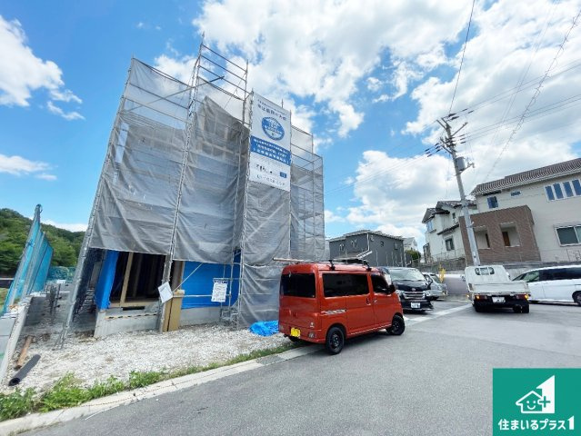 9(土)10(日)現地案内可能！　生駒市翠光台　全4邸の前面道路含む現地写真|駅やスーパー、小学校・中学校等日常生活に欠かせない情報や道のりもご紹介いたしますのでお気軽にご相談ください。