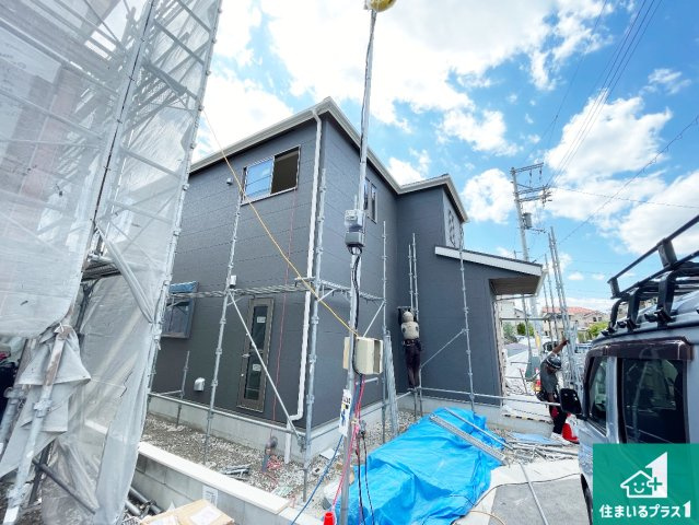 9(土)10(日)現地案内可能！　生駒市翠光台　全4邸の外観|建築中ですが現地を見ると分かる事もございますので、ぜひ一度現地をご覧ください。