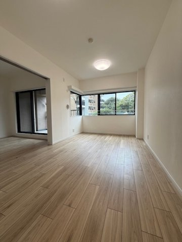 【居間・リビング】 | ヴィラージュ白山