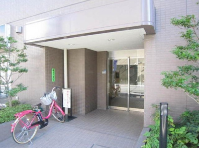 【エントランス】 | メゾンドール錦糸町ツイン | 清潔なエントランスです