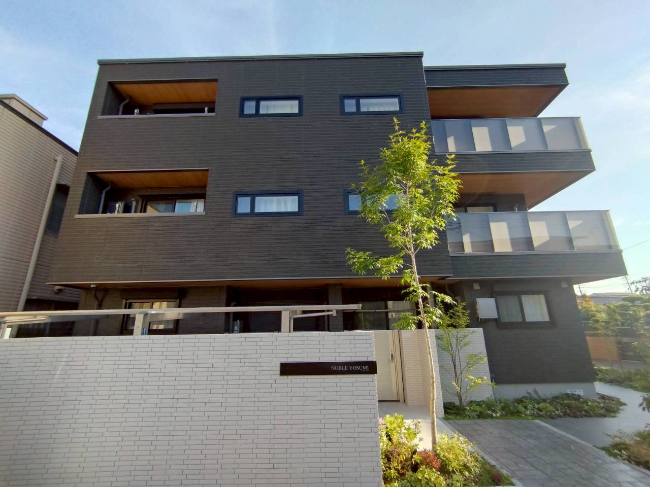 ノーブルヨスミ